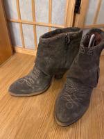 Zum Dirndl: Guess Cowboy-Stiefelette, Gr. 36 Bayern - Bernau am Chiemsee Vorschau