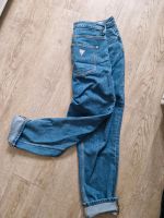 GUESS Mom Jeans 30, quasi neu Dresden - Räcknitz/Zschertnitz Vorschau