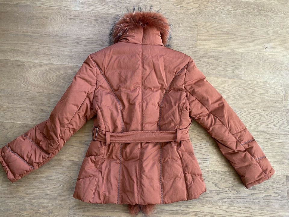 FEYEM Daunenjacke Winterjacke Gr. M Orange Fell Pelz wie neu in Düsseldorf