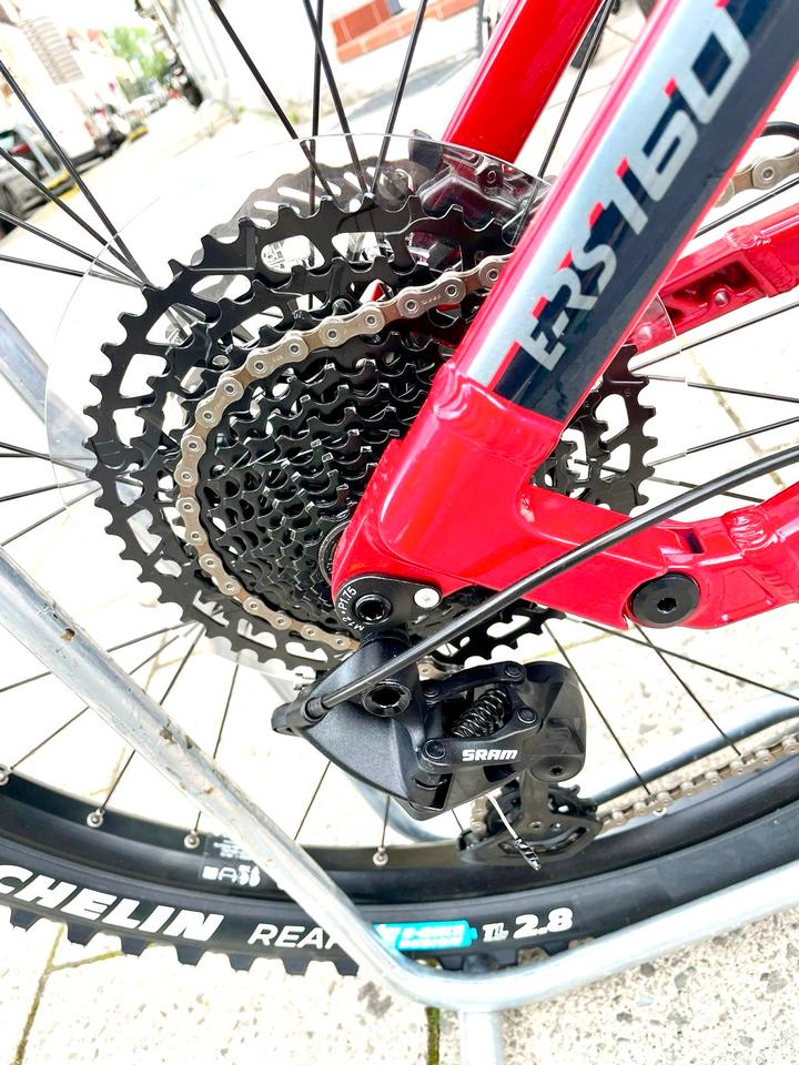 -35% E-Fully Corratec Enduro RS 160mm, 750Wh, Bosch, UVP 5799€ in München