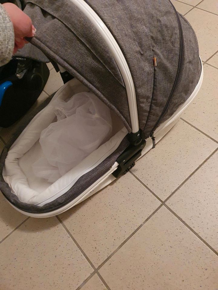 Kinderwagen 3in1 in Verl