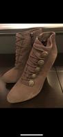 Guess Stiefeletten Gr 41 NEU Hessen - Obertshausen Vorschau