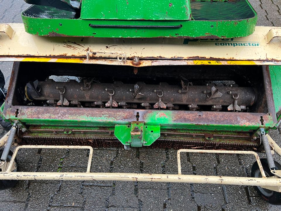 Amazone PH 1250 4WDI, Erstzulassung 2012 - Mäher in Essen