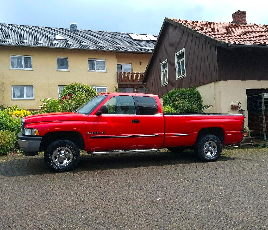 Abbildung des Autos 1999 Dodge RAM 1500 5.2l…