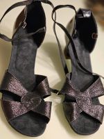 Profi Tanzschuhe gr. 40  schwarz Leder glitzer Sachsen - Hoyerswerda Vorschau