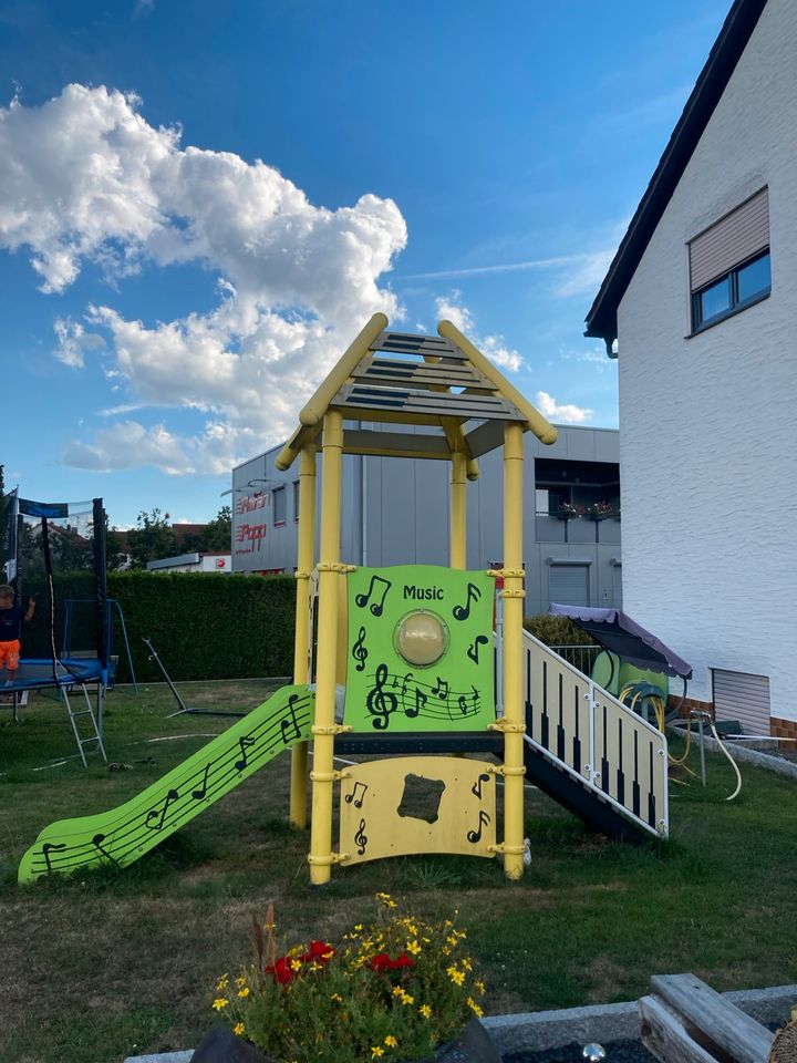 Spielturm zu verkaufen in Forchheim