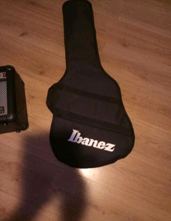 Ibanez GIO Gitarre mit Verstärker und Tasche und Kabel zu verkauf in Schwesing