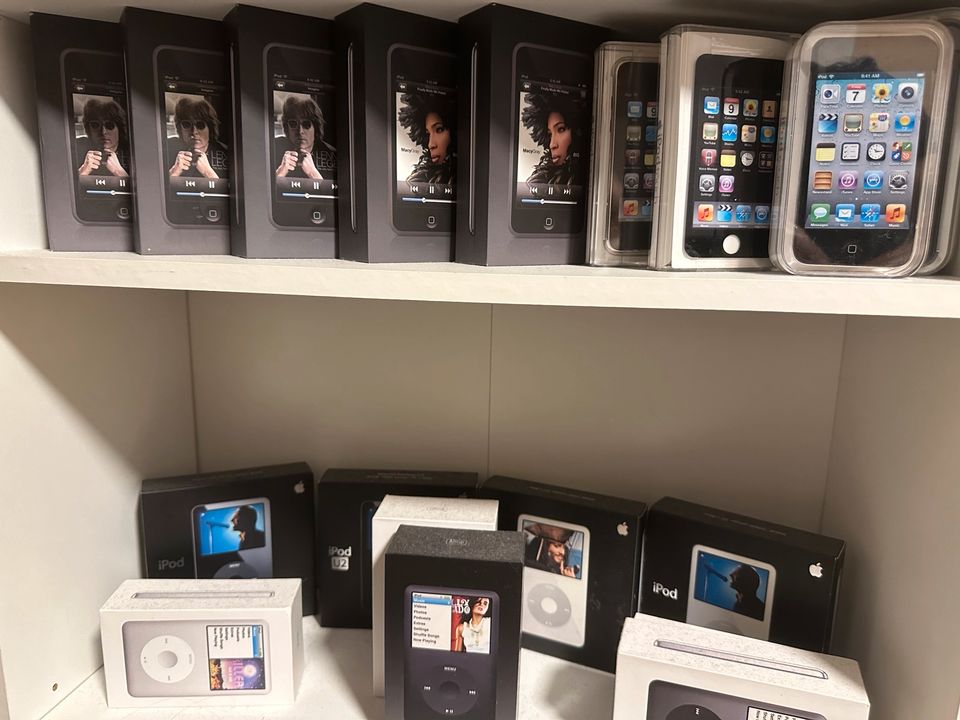 Mega iPod Sammlung - fast jedes Modell in allen Farben und Größen in Kiefersfelden