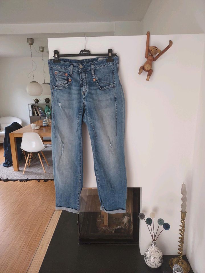 Herrlicher Shyra Tap boyfriend jeans 28 destroyed np 130€ in Tübingen