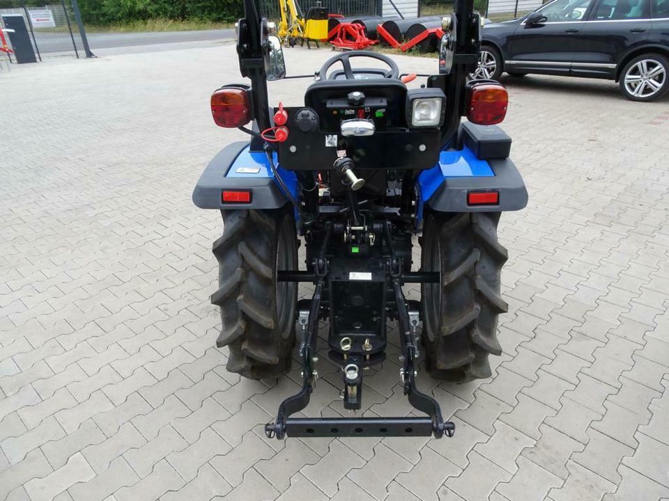 Solis 26 Traktor Trecker Schlepper 26PS Neu Rasentraktor in Osterweddingen