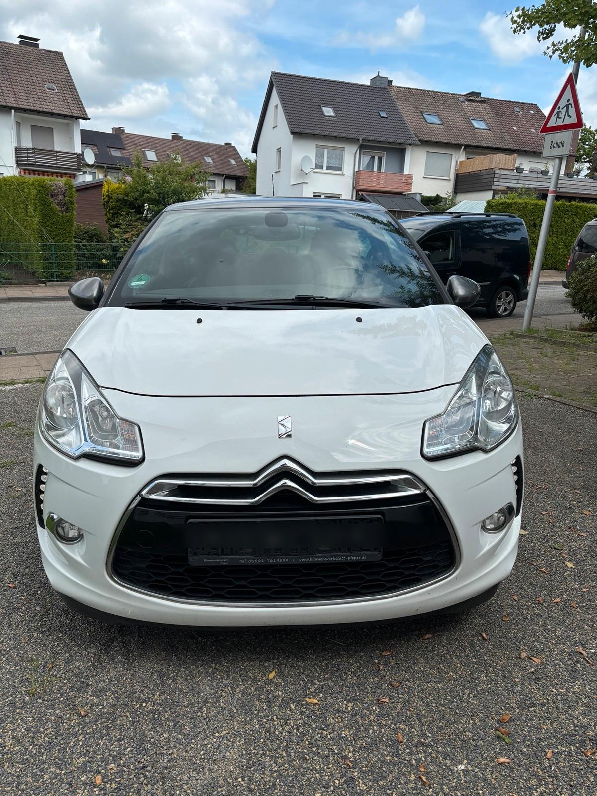 Abbildung des Autos Citroën DS3 SportChic | …