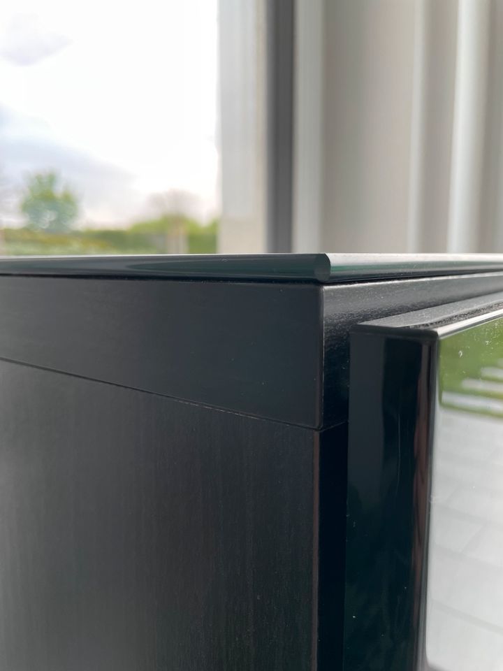 Ikea Besta 3x mit Glasplatten Lackoptik schwarz in Arnsberg