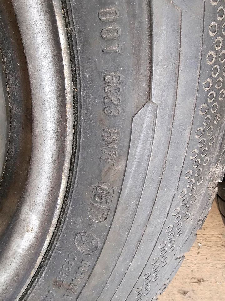 Komplettrad 205/65R16C in Freimersheim