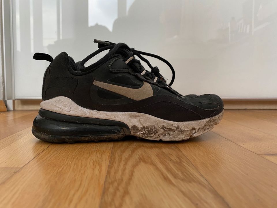 NIKE AIR MAX 270 REACT Gr. 35.5 - Sneaker / Turnschuhe in Hamburg