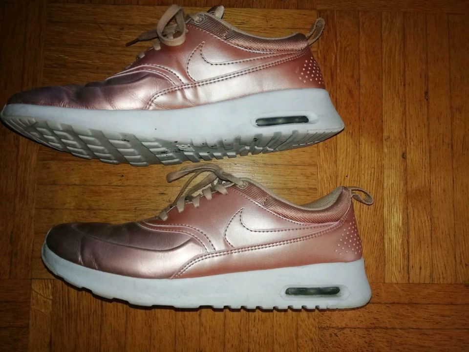 Nike Air Max Größe 41 Rosegold in Karlskron