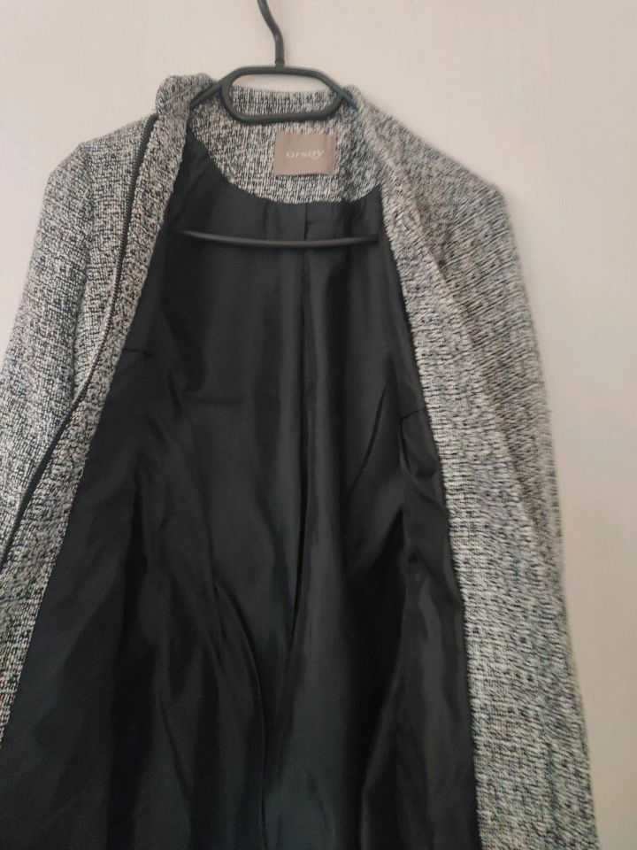 Coat - Jacke - Kurzmantel Gr. 36 in Linden