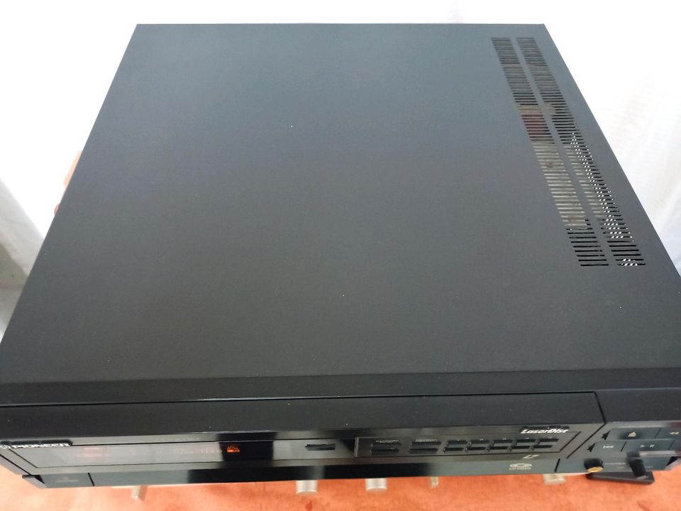 Pioneer CLD-1030, LASERDISC, CD Spieler in Hanau