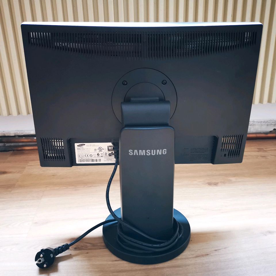 PC-Monitor, Computer Bildschirm | SAMSUNG | 20" 20Zoll in Aachen