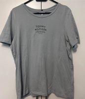 Tommy Hilfiger T-Shirt hellblau L Nordrhein-Westfalen - Kreuztal Vorschau