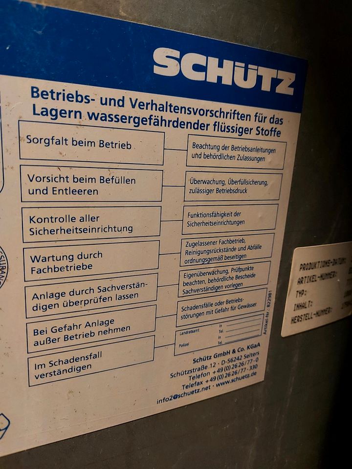 Öltank von Schütz in Wierschem