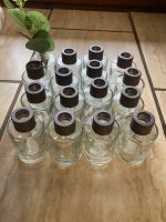 Kleine Glasflaschen/Vasen 16 Stück Hessen - Battenberg Vorschau