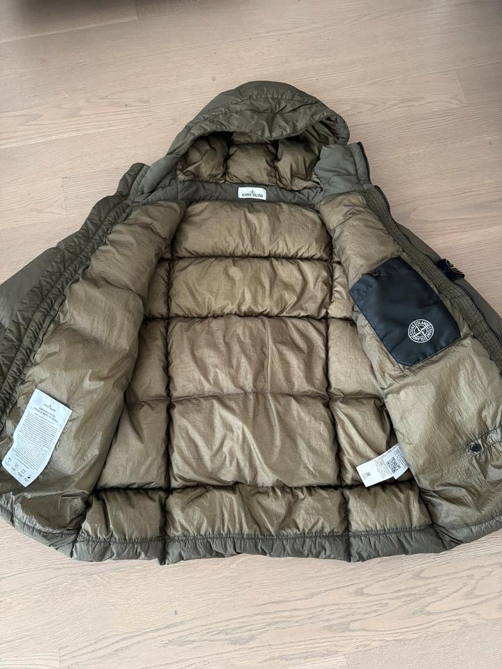 Daunenjacke von Stone Island mit Kapuze XL / XXL Winterjacke in Kirchheim unter Teck
