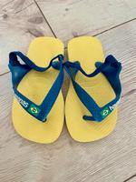 Baby Kinder Flip Flops Havaianas Gr. 22 NEU Nordrhein-Westfalen - Düren Vorschau