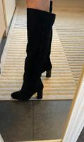 Schwarze Wildlederstiefel Stuttgart - Stuttgart-Süd Vorschau
