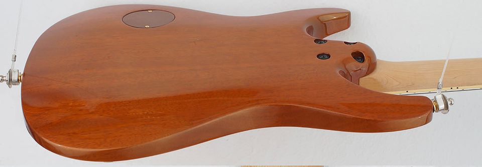 E-Gitarre IBANEZ S-Classic SC 620 Scalloped TOP Original Case in Velen