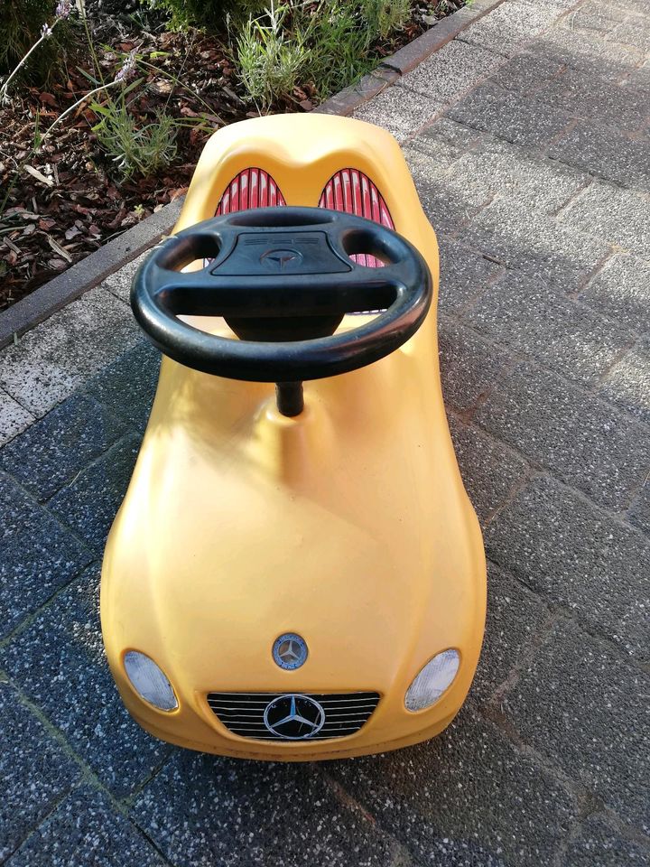 Mercedes Rutsch Auto Fahrzeug Garten Outdoor in Berlin