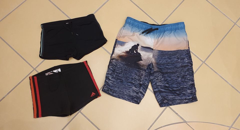 3 Badehosen Badeshorts Gr. 140 von C&A CundA Adidas in Althütte