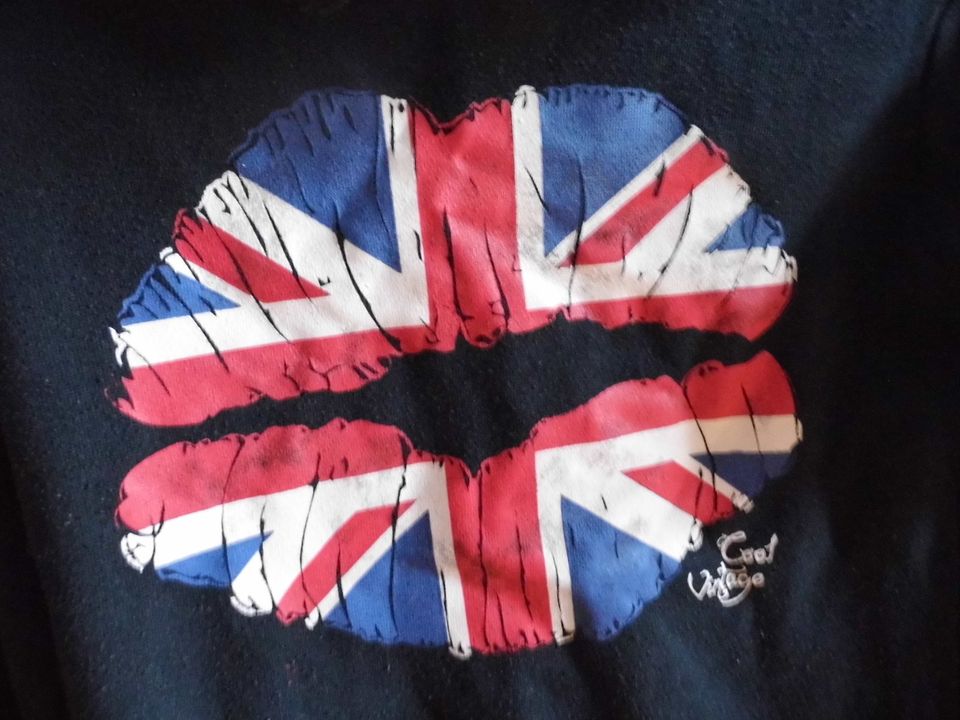 Gr. 146 Pullover dunkelblau GB England Britsche Flagge Kragen in Windeck