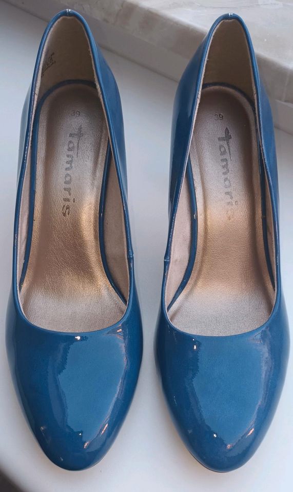 Tamaris Lack Pumps 39 blau neu High heels glänzend in Bielefeld