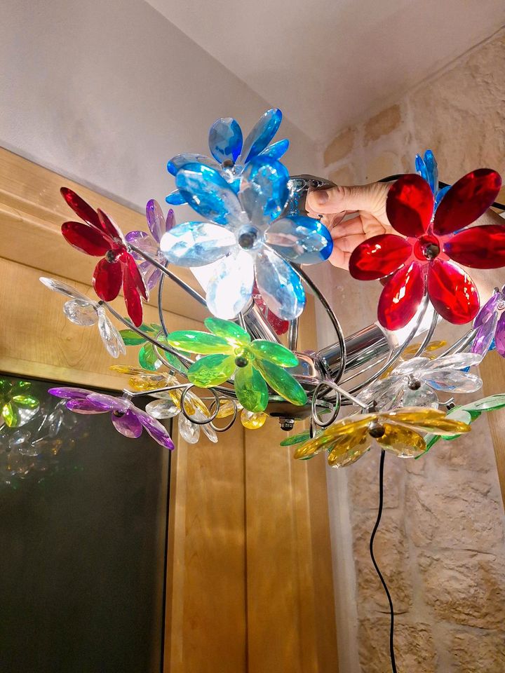 Deckenlampe Leuchte Blüten Sehr dekorativ in Halle