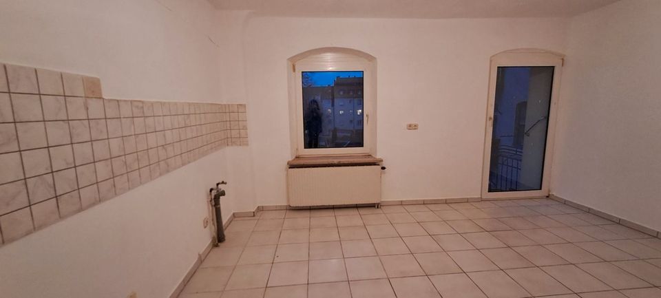 ** Verkauf: 3-4 Zimmer-Wohnung mit 105 m² inklusive Balkon** sofort fei** in Nürnberg (Mittelfr)