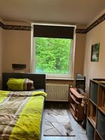 Schönes Zimmer in Großhadern an WE-Heimfahrerin München - Hadern Vorschau