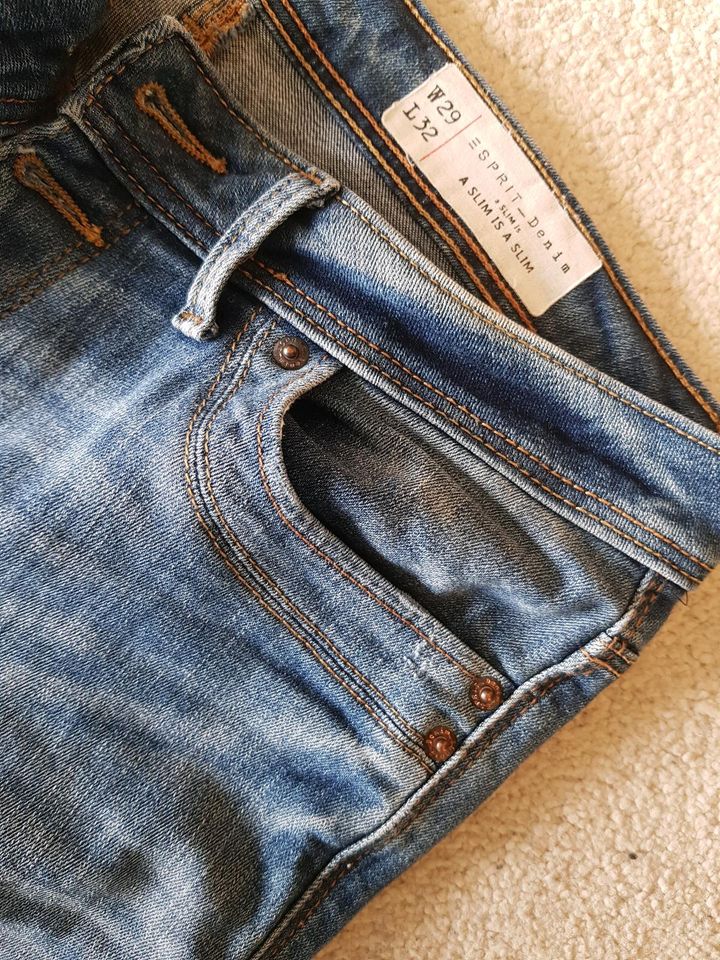 Esprit Slim Jeans W29 L32 in Klipphausen