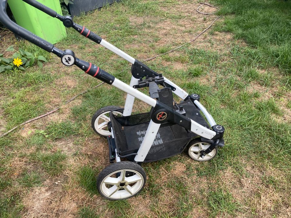 Hartan Racer GT Räder Achse Ersatzteile Korb in Brandenburg -  Fredersdorf-Vogelsdorf | Kinderwagen gebraucht kaufen | eBay Kleinanzeigen  ist jetzt Kleinanzeigen