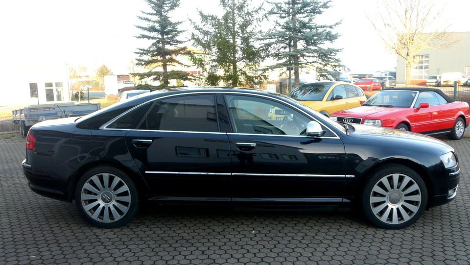 Audi A8 4.2 TDI quattro -FL-Leder 2-Softcl-SD-Bose-Standhz in Erfurt