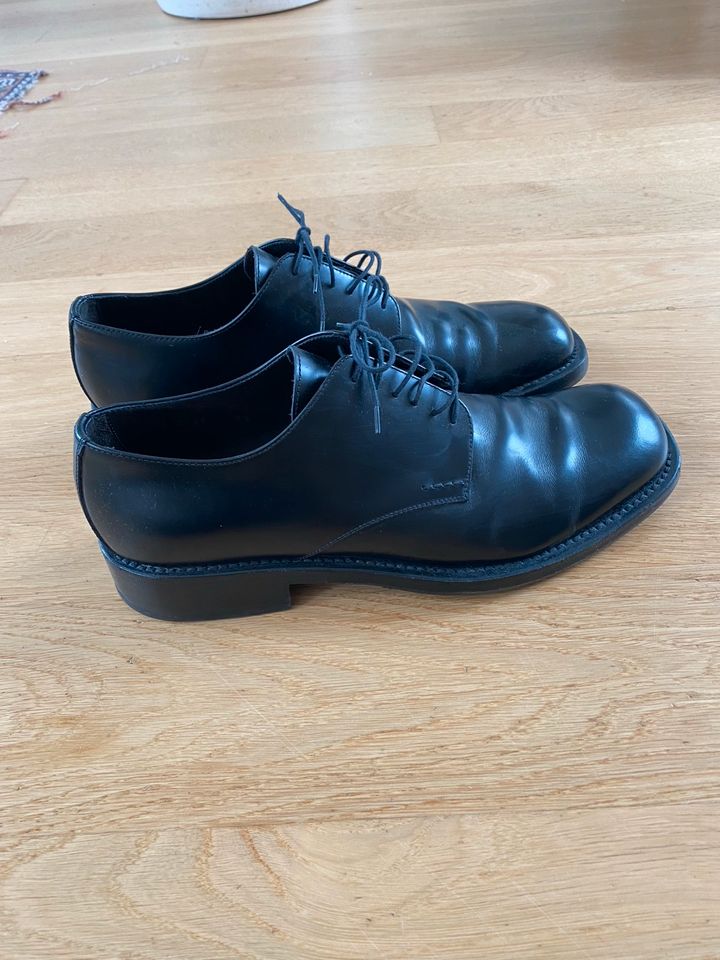 Orig. POLLINI 9,5 43,5 44 Business Herrenschuhe schwarz Leder in München