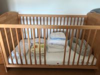 Babybett 140x70 aus Vollholz mit Matratze Bettzeug Baden-Württemberg - Ettenheim Vorschau