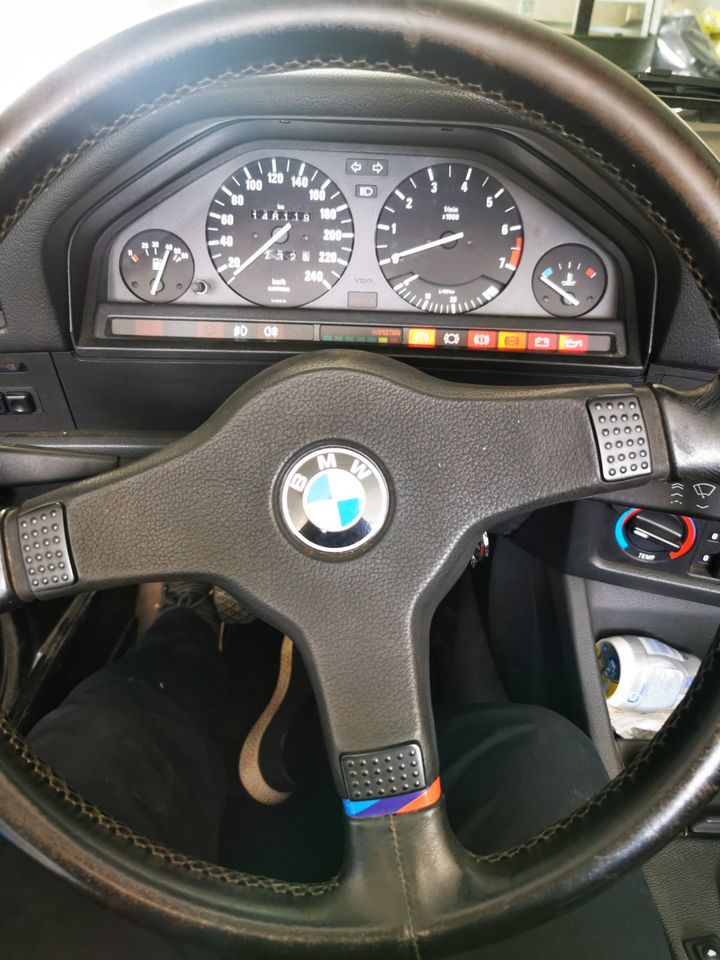 BMW E30 Cabrio 1.8L in Rauschenberg