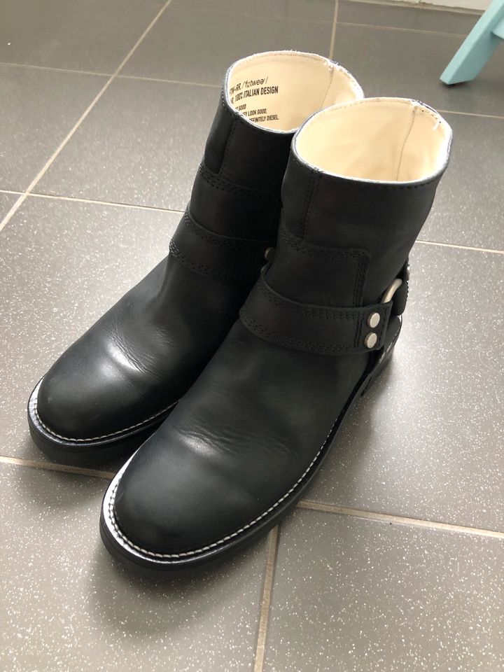 Diesel Damen Stiefeletten Gr. 39 in Remscheid