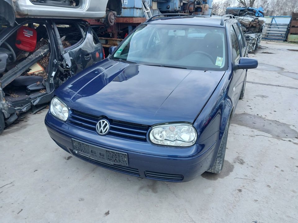 schlachte VW Golf IV Variant 1,6 BCB ERT B5N 4 Ersatzteile in Schrobenhausen