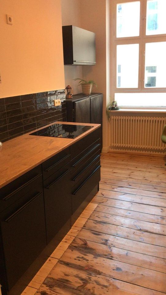 Wunderschöner Altbau (bezugsfrei) Balkon & Fahrstuhl im Prenzlauer Berg für Singels & Paare in Berlin