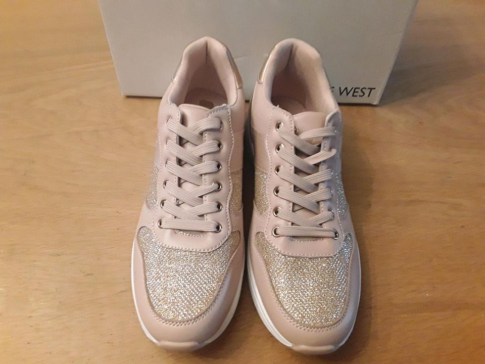 Nine West Sneaker, Sneakers  - NEU "Corri" nude, weiß, gold in Pfaffenhofen a. d. Roth