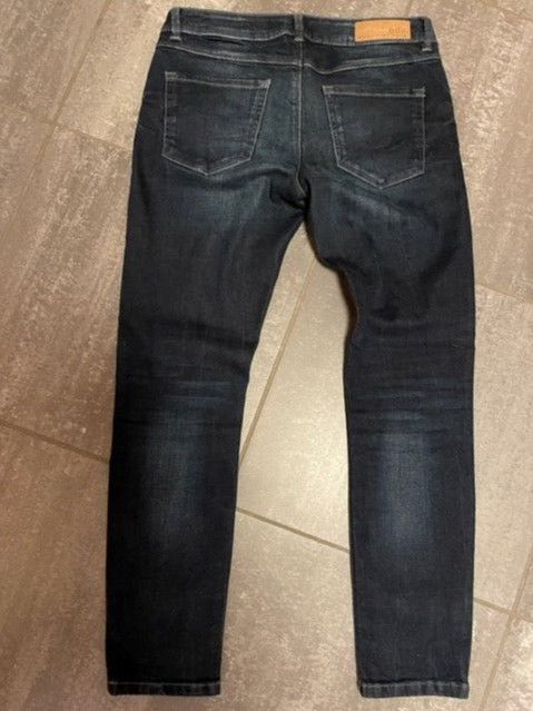 EDC Skinny Jeans W28 L32 Dunkelblau in Würselen