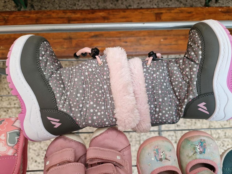 Kinderschuhe 22,23 in Frankfurt am Main