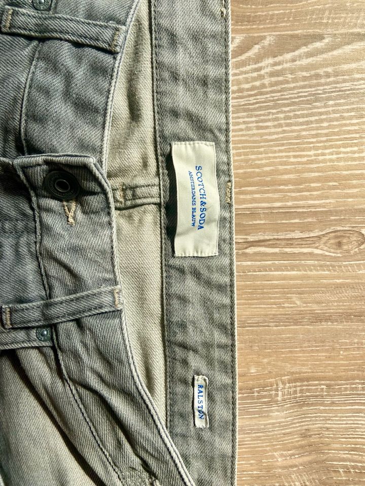 Jeans Scotch & Soda grau 32/34 in Harsefeld