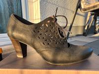 Hochfront-Pumps Tamaris schwarz Gr. 38 Hessen - Neu-Anspach Vorschau